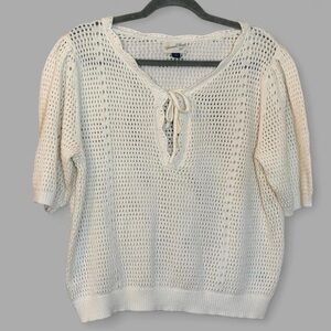 Short Sleeve White Knit Blouse Sweater Large NWT